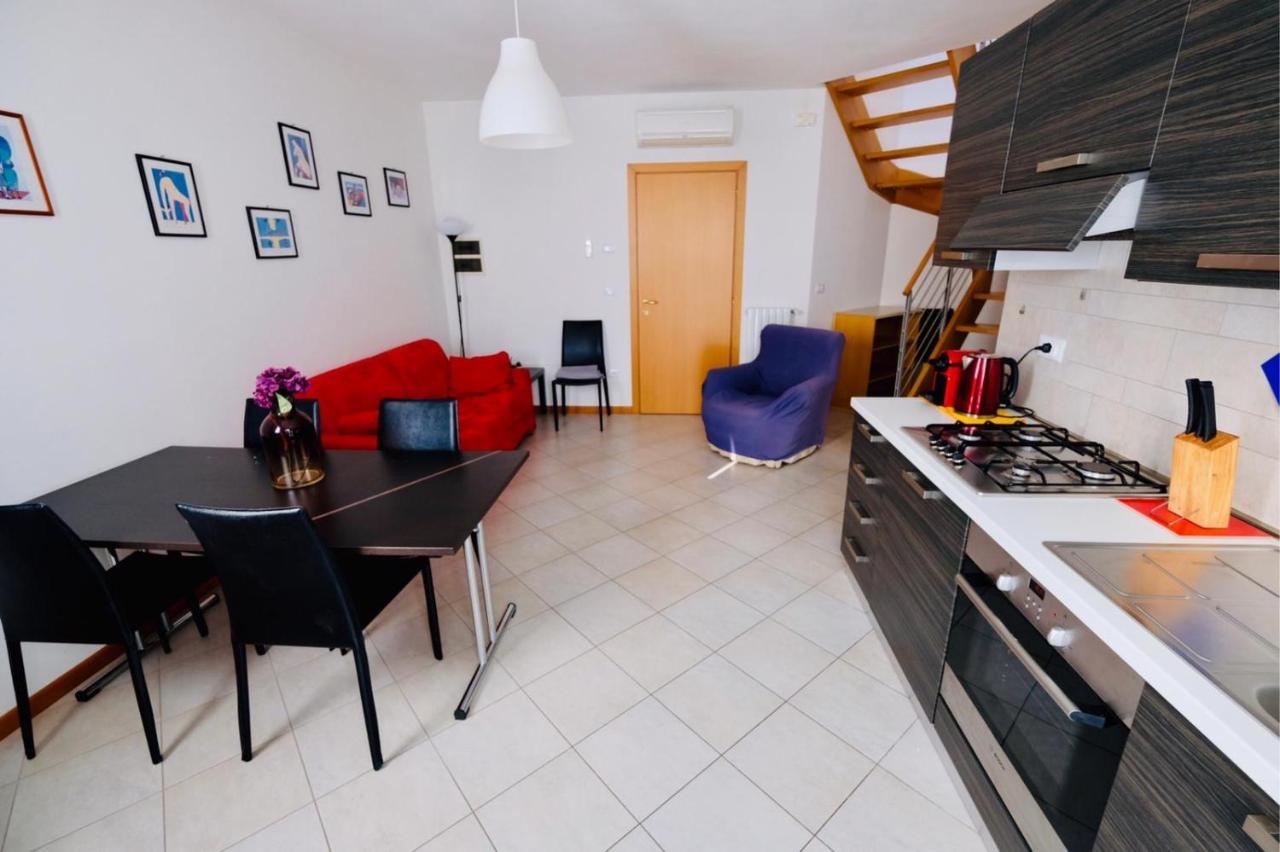 Appartamento In Villa Daniela Con Piscina Privata Carraro Immobiliare Jesolo - Family Apartments Luaran gambar